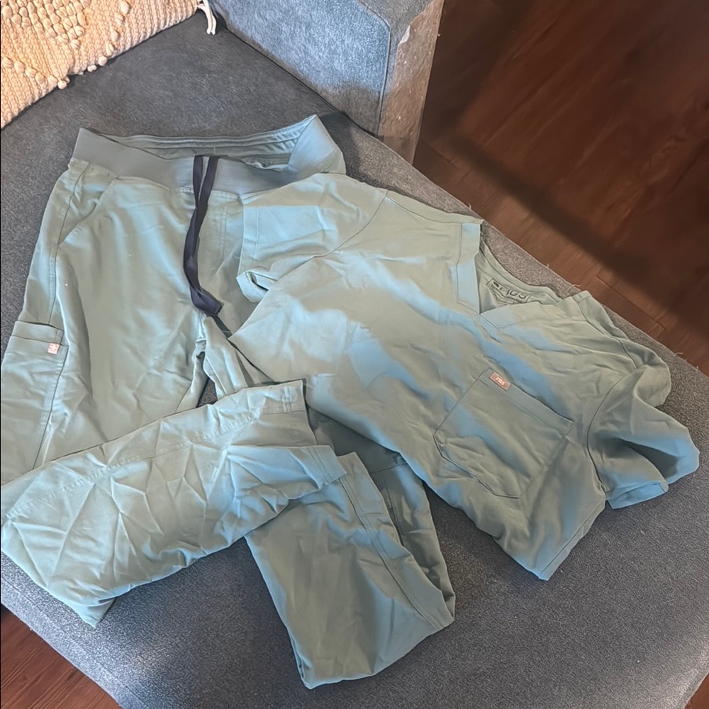 Men's FIGS scrub set